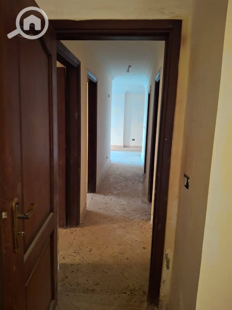 4 WhatsApp Image 2025-10-21 at 18.35. 33_b5147dcf. jpg