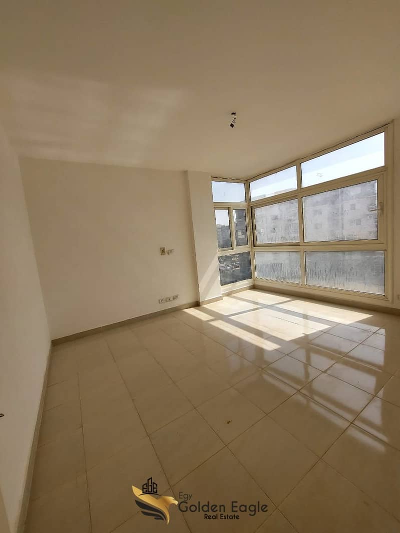 13 2ce3fdcf-9213-4a7c-820d-9cc8779dd547. jpg