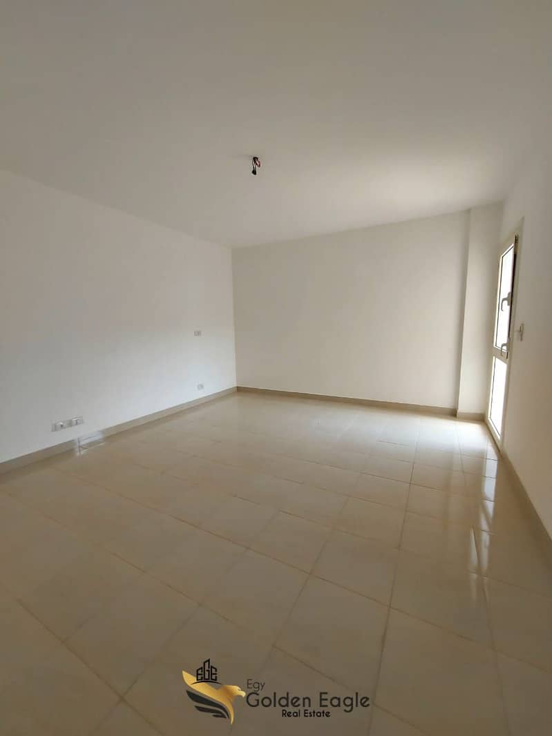 14 64e3d481-6f86-4472-86c4-019e4a7bc9fb. jpg