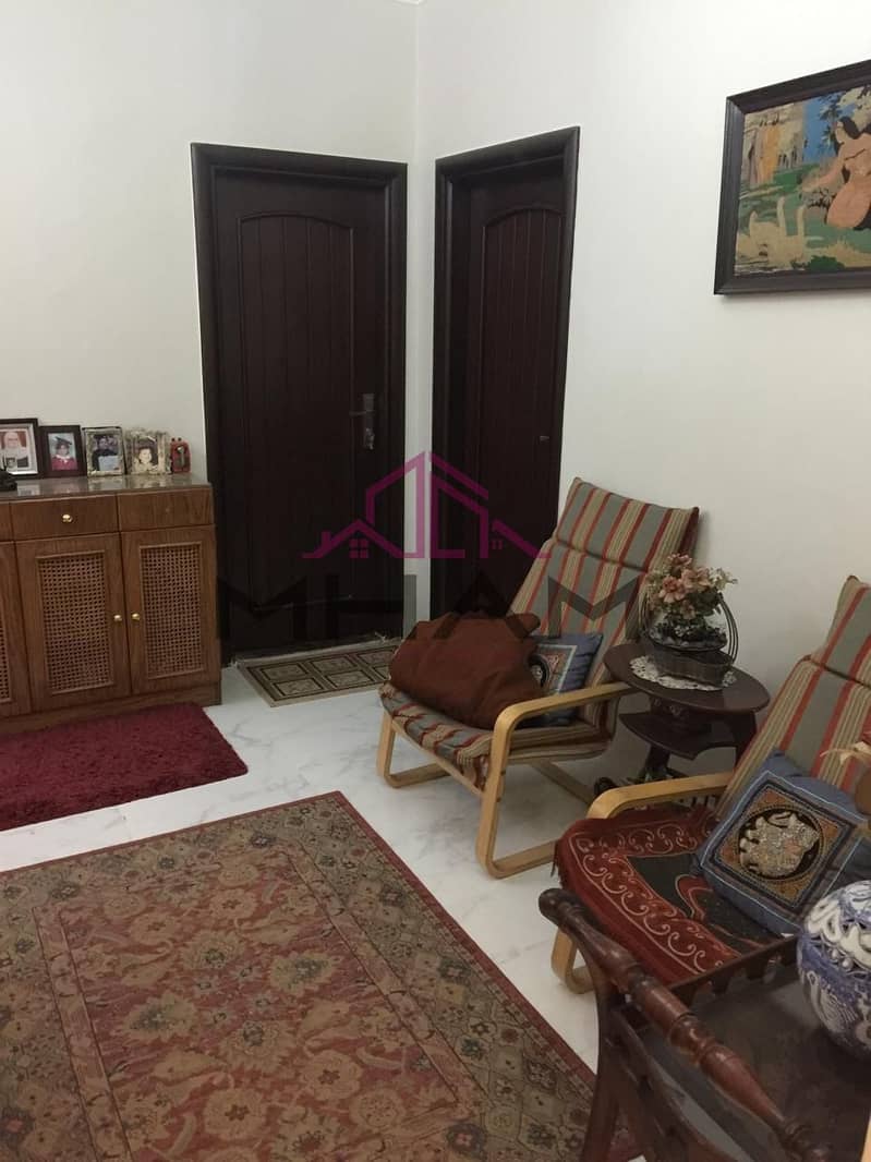 8 photo_6035066600580385555_y. jpg