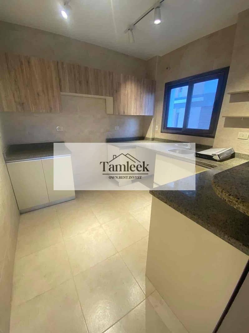 3 3c3fe748-59bc-454f-9601-aada3d7b5d71. jpg