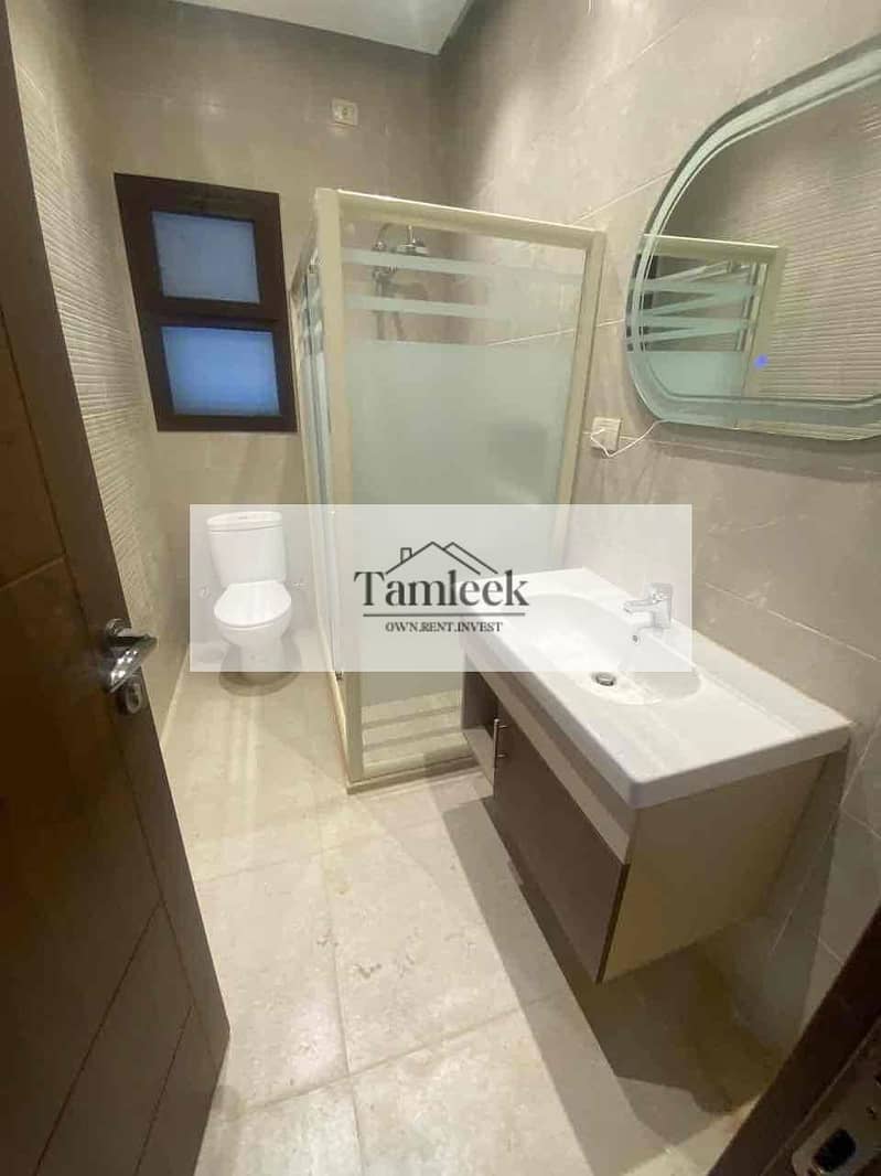 5 ec75d849-fd0a-488e-8974-3624c5437173. jpg