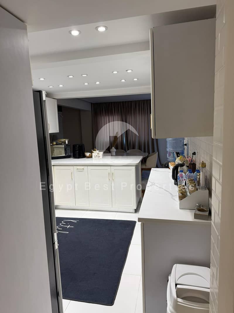 18 WhatsApp Image 2025-10-12 at 20.57. 14_df7ca26c. jpg