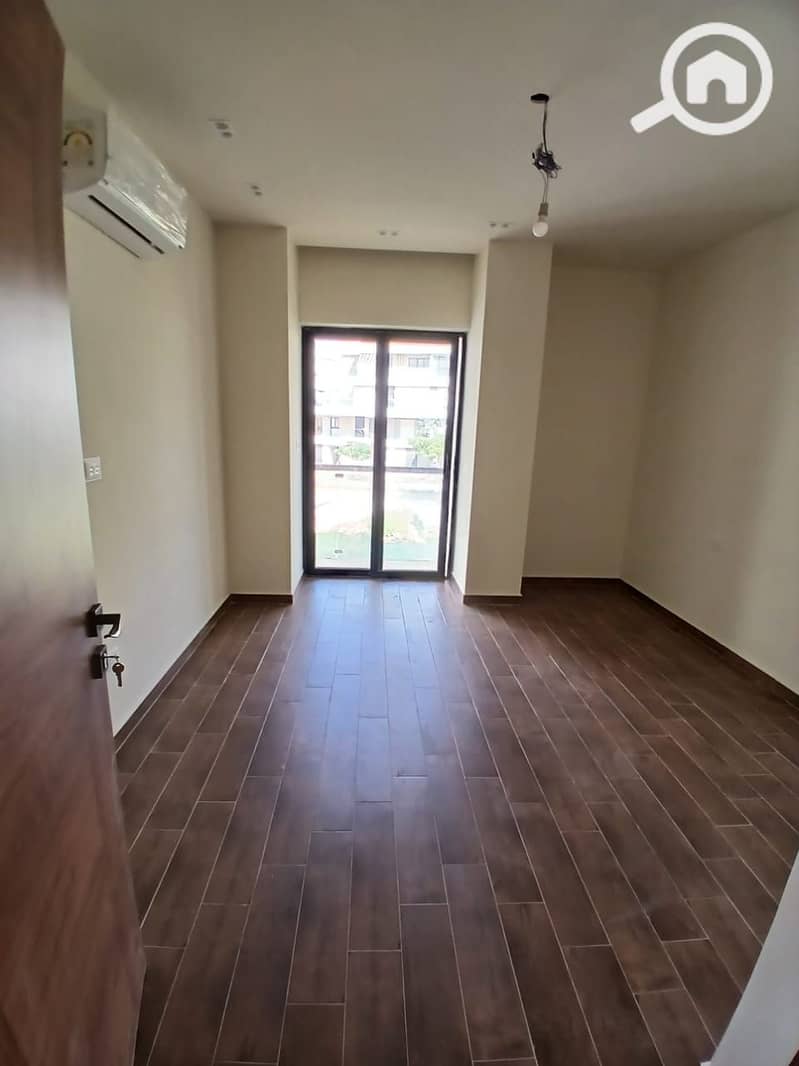 3 WhatsApp Image 2025-10-23 at 3.02. 03 PM (2). jpeg