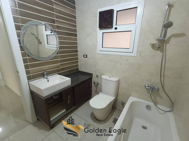 11 2a69f020-7373-4163-a775-593ad75d571c. jpg