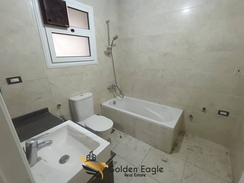 12 7d41bfd7-856a-432a-a325-bc30af5df2e3. jpg