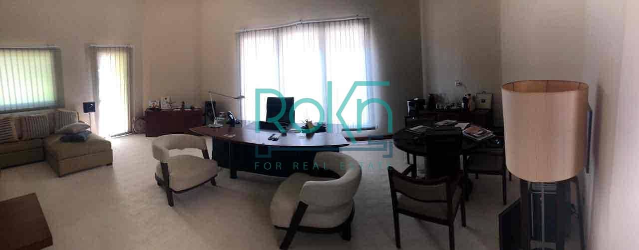 10 e36204ab-8b3e-41c2-a83a-961fb12d338d. jpg