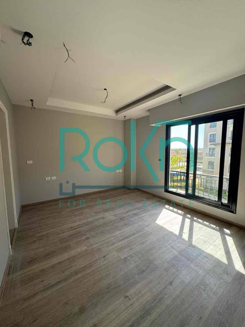 4 d6b2dfbc-8946-4273-ba27-e6be7a159baf. jpg