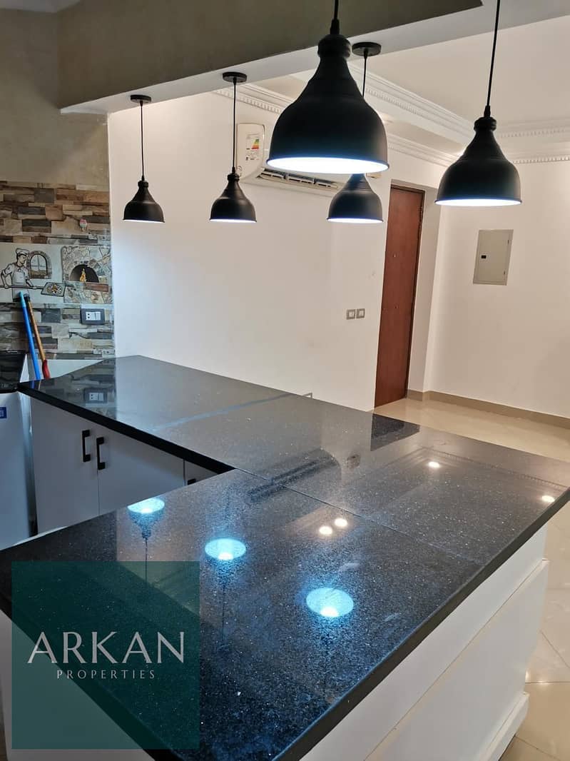 23 ec8b64d8-01cf-4f33-af14-a05f7db05f93. jpg