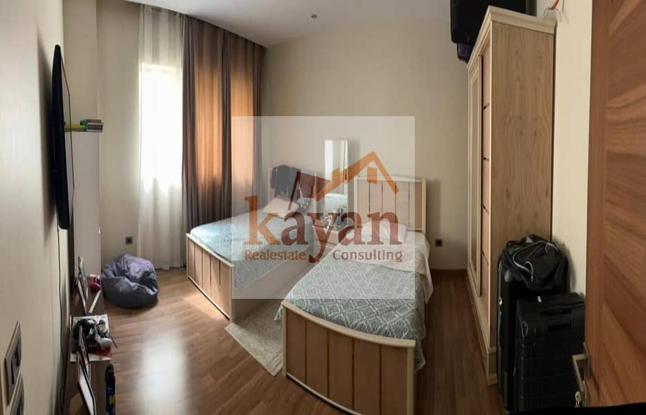 10 614c7a20-518b-4d6b-a3b7-ee3a0042660a. jpg