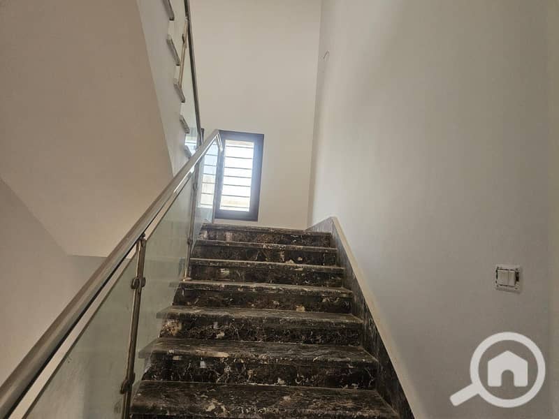 10 WhatsApp Image 2024-11-09 at 15.55. 20_a8df0205. jpg