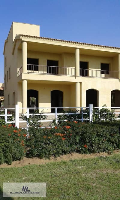 فیلا 5 غرف نوم للبيع في مدينتي، القاهرة - b9a21c55-a3df-44cb-8b80-2c35c5923459. jpg