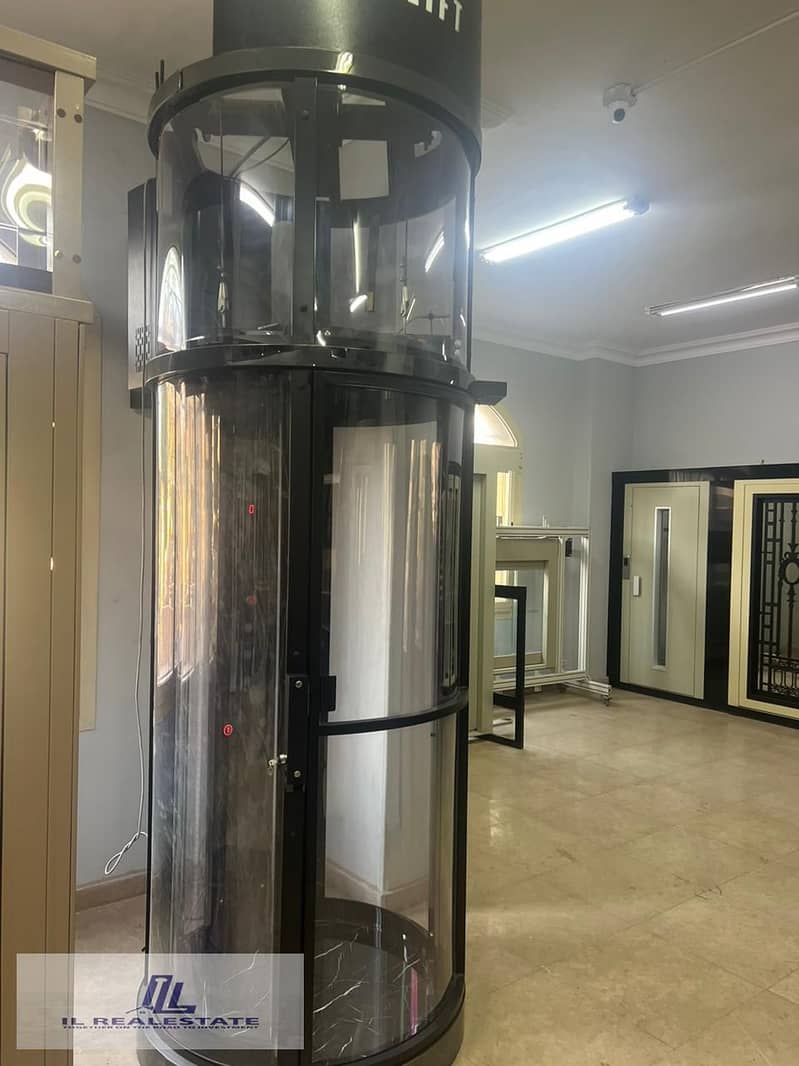 2 dc9d6602-e17b-42c5-b37e-68e0a418e525. jpg