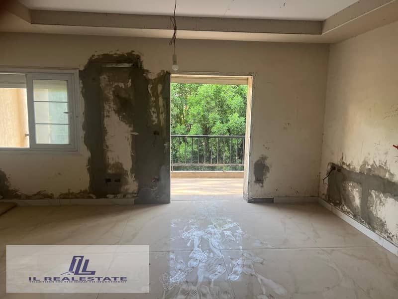 3 3fed4ae5-8e18-4de0-9731-1131841b83fe. jpg