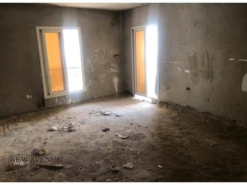 6 WhatsApp Image 2025-10-21 at 5.31. 52 PM (3). jpg