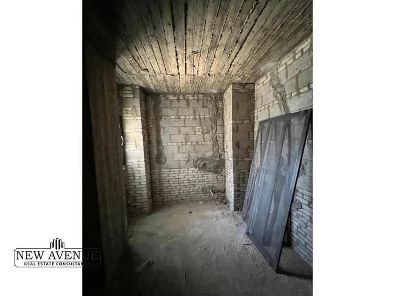 8 WhatsApp Image 2025-10-21 at 5.31. 53 PM (1). jpg