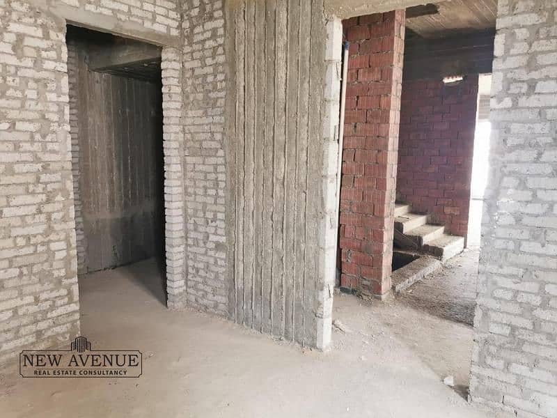 4 WhatsApp Image 2025-09-23 at 4.40. 41 PM (1). jpg