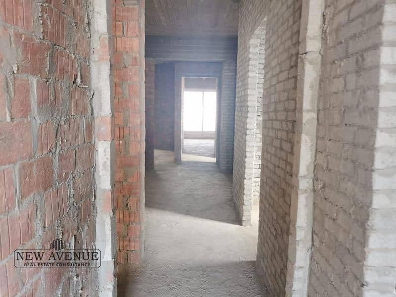 10 WhatsApp Image 2025-09-23 at 4.40. 43 PM. jpg