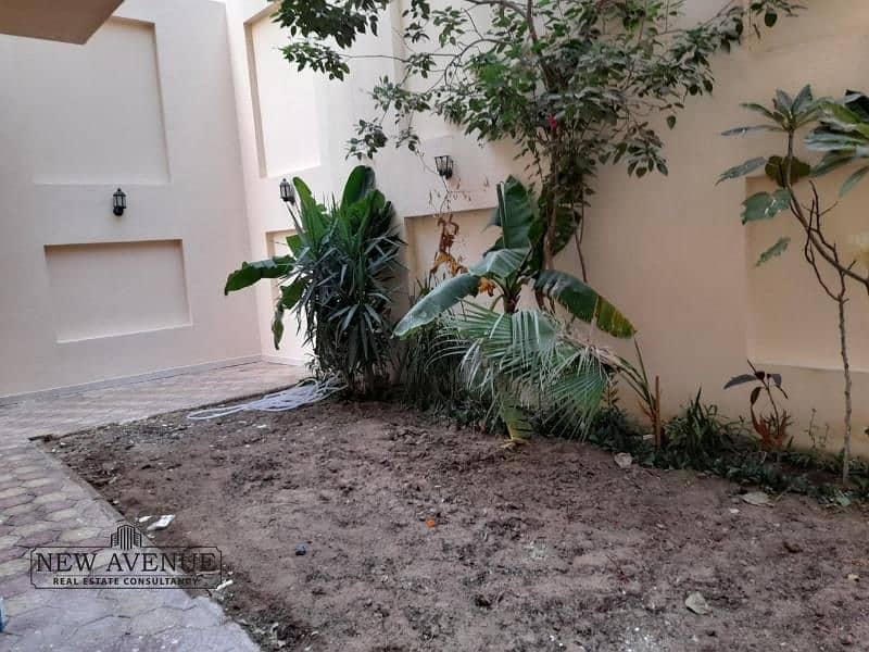 2 WhatsApp Image 2025-10-21 at 5.24. 52 PM (1). jpg