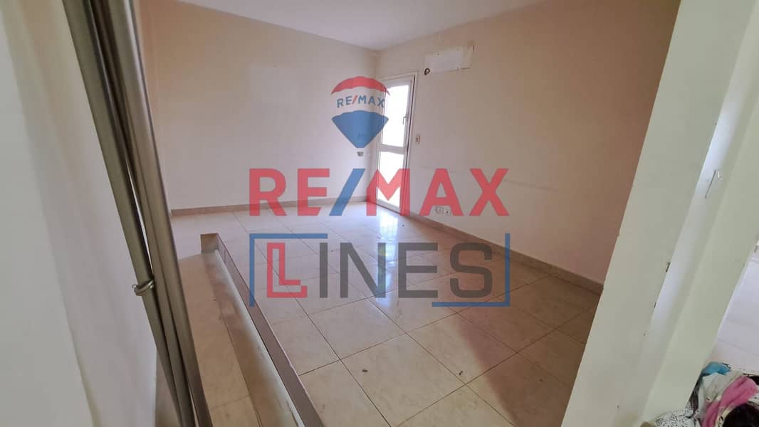 5 WhatsApp Image 2025-10-23 at 1.59. 00 PM (1). jpeg