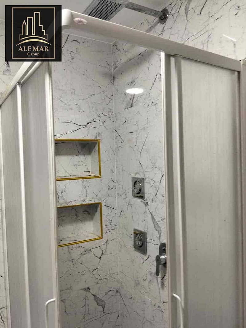 8 8a25f308-08c0-4b1f-b3f7-6a829b46e8ea. jpg