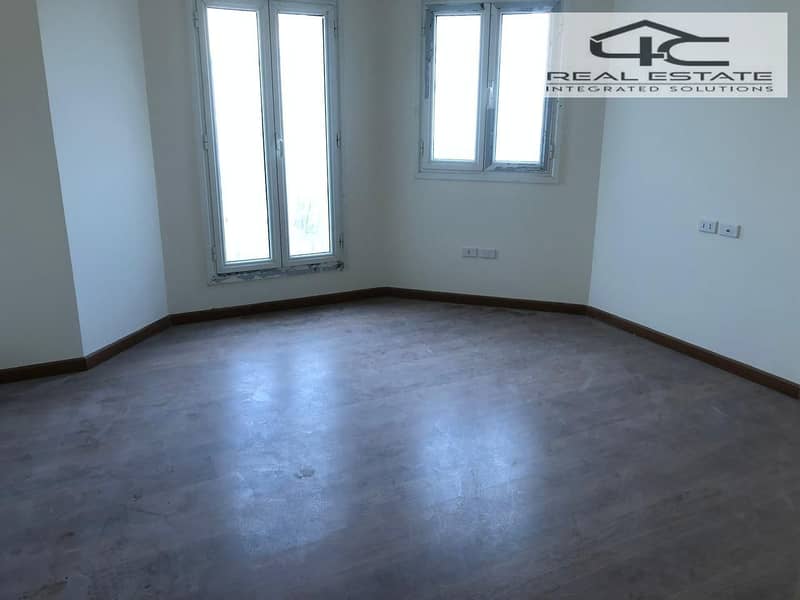 4 WhatsApp Image 2025-10-23 at 2.43. 51 PM (1). jpeg