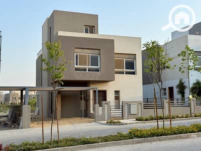 5 Bedroom Villa for Sale in Sheikh Zayed, Giza - WhatsApp Image 2025-10-20 at 20.22. 01_5a188f4c. jpg