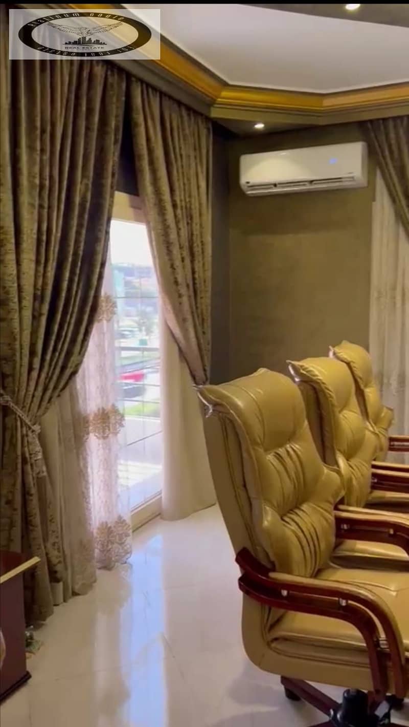 3 af08fd8f-d08d-448a-8c94-eb6c3fa3cc65. jpg