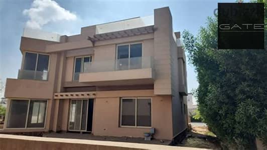 4 Bedroom Villa for Sale in 6th of October, Giza - ريوس3. jpg