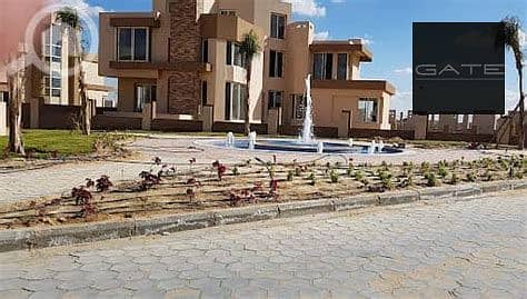 2 فيلا في ريوس. jpg