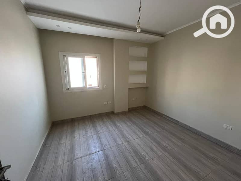 14 f46de75a-80d0-4ca5-b93b-fa4c58cdcc90. jpg