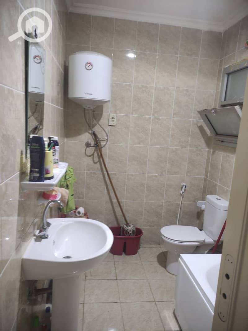 7 c7db9d6d-9e24-4dfb-8e97-438bf5125e6f. jpg