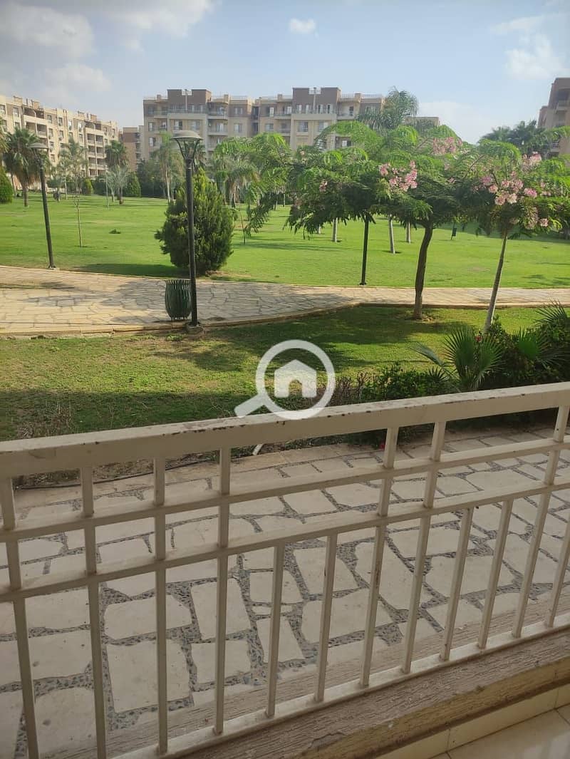 8 f1551fdf-3920-4c74-876f-0c0f9082717c. jpg