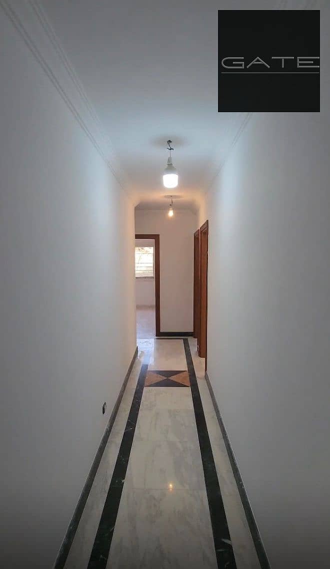 2 3cda3a08-26a7-4f68-b738-0fd173fd312f. jpeg