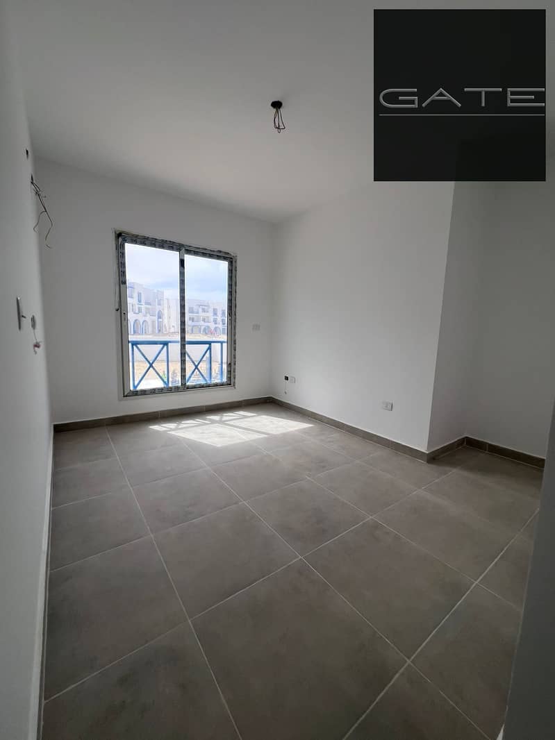 2 a0e73e7f-0a74-4588-a20d-d0ed7c6be14f. jpeg