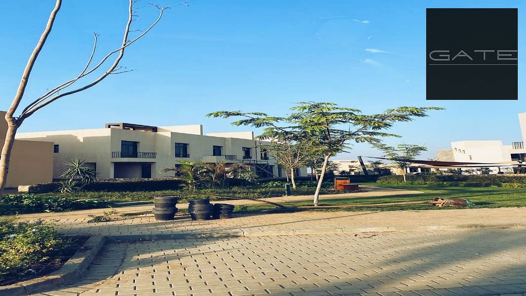 2 22f26f3b-3b21-4ff0-912a-10b843e78ace. jpeg