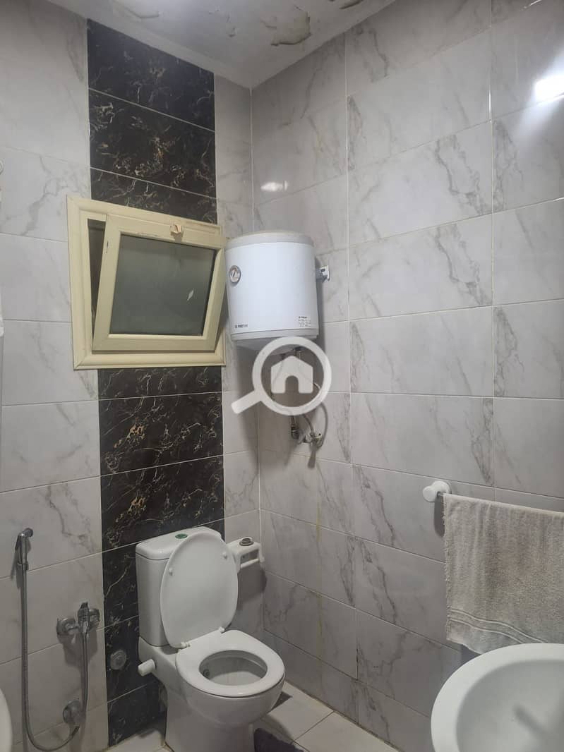 7 8854afda-3314-471d-b26e-2059e54adb6c. jpg