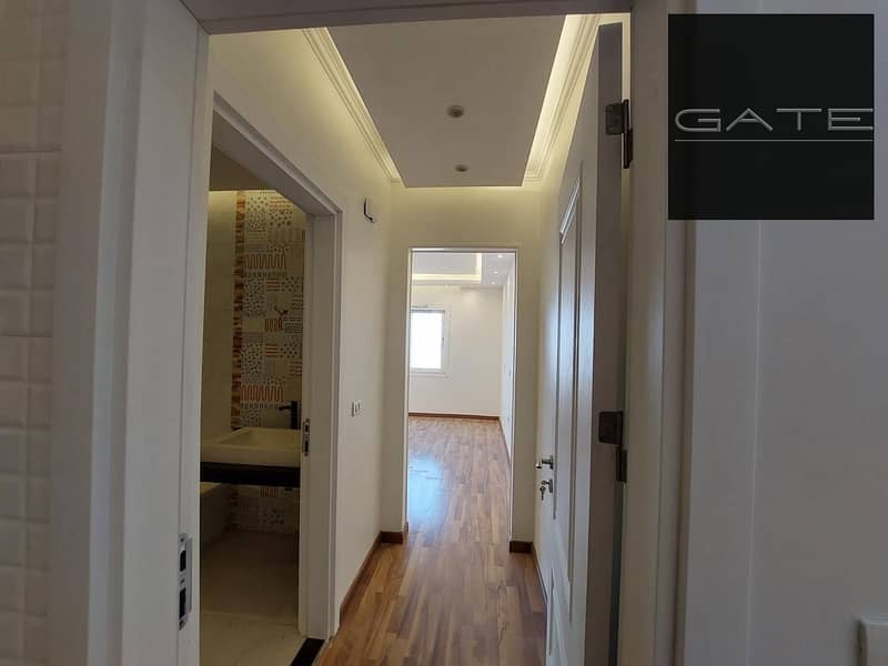 5 WhatsApp Image 2025-10-20 at 12.06. 30 PM (1). jpeg