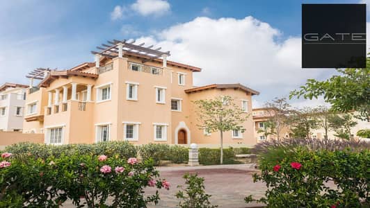 6 Bedroom Villa for Sale in New Cairo, Cairo - HYDE-PARK-TWIN-HOUSES-FOR-SALE. jpg