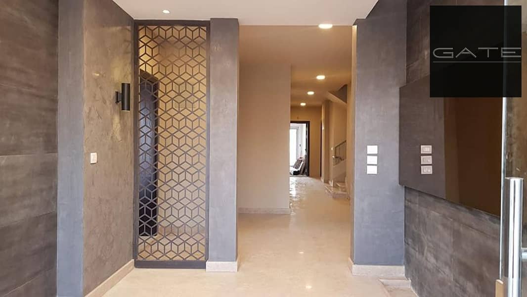 11 JlHz0Mgn0wCT9OEcerh1ePtgFVoXSo1. jpg