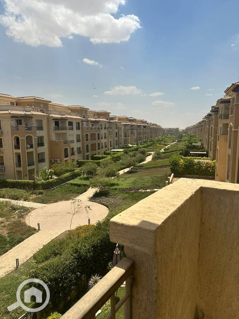 3 3d73115a-fd83-4e92-b751-00bbe4d380b0. jpg