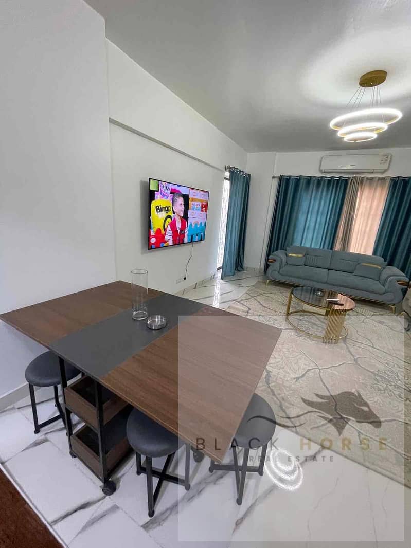 2 8021ea59-716a-41d7-b39b-7dce2487a5d5. jpg