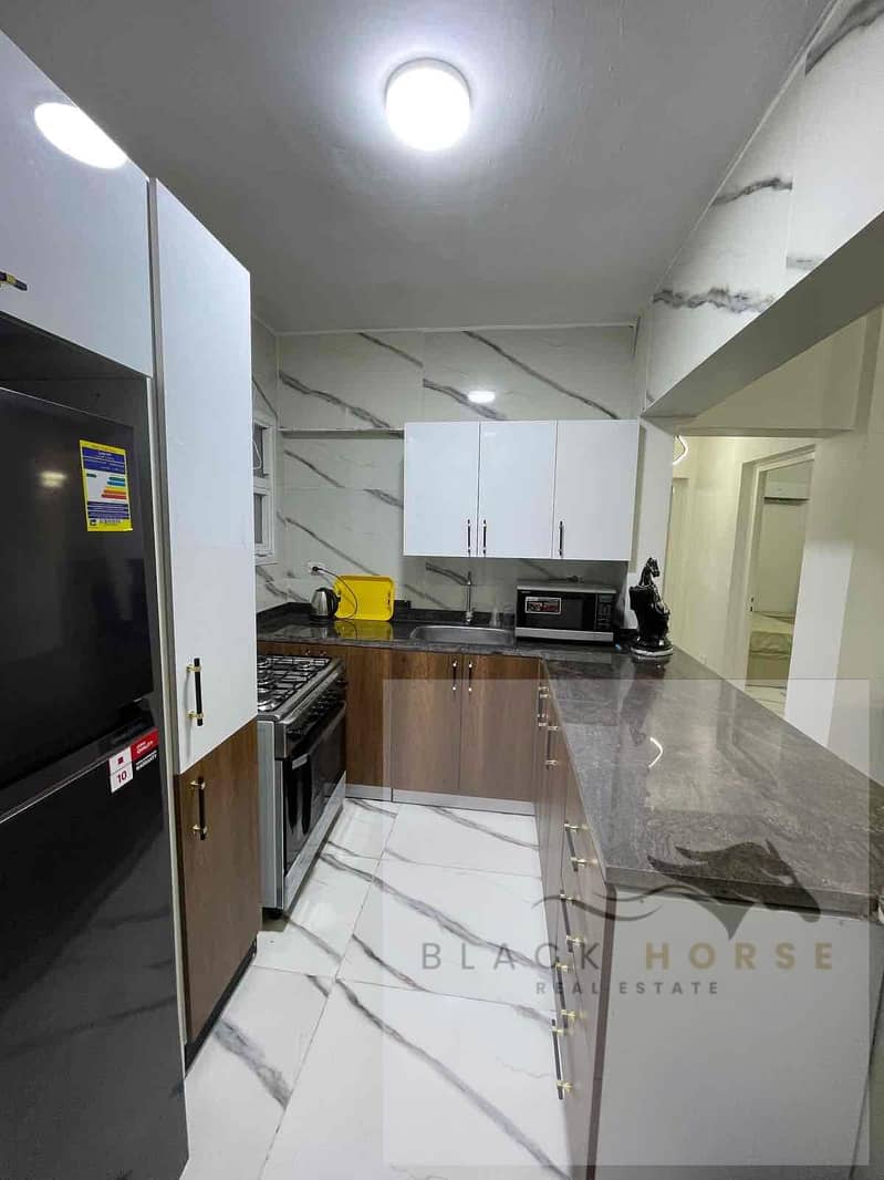 4 3c36cb52-20e8-4dbc-85ed-73578f797b82. jpg