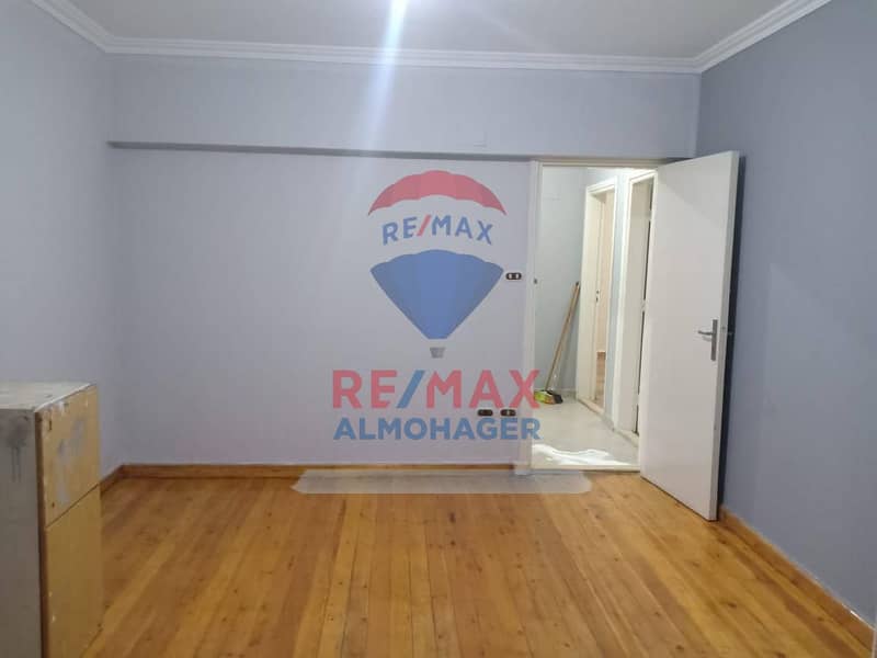 7 472648098_1020108423467678_2237784581797518380_n. jpg