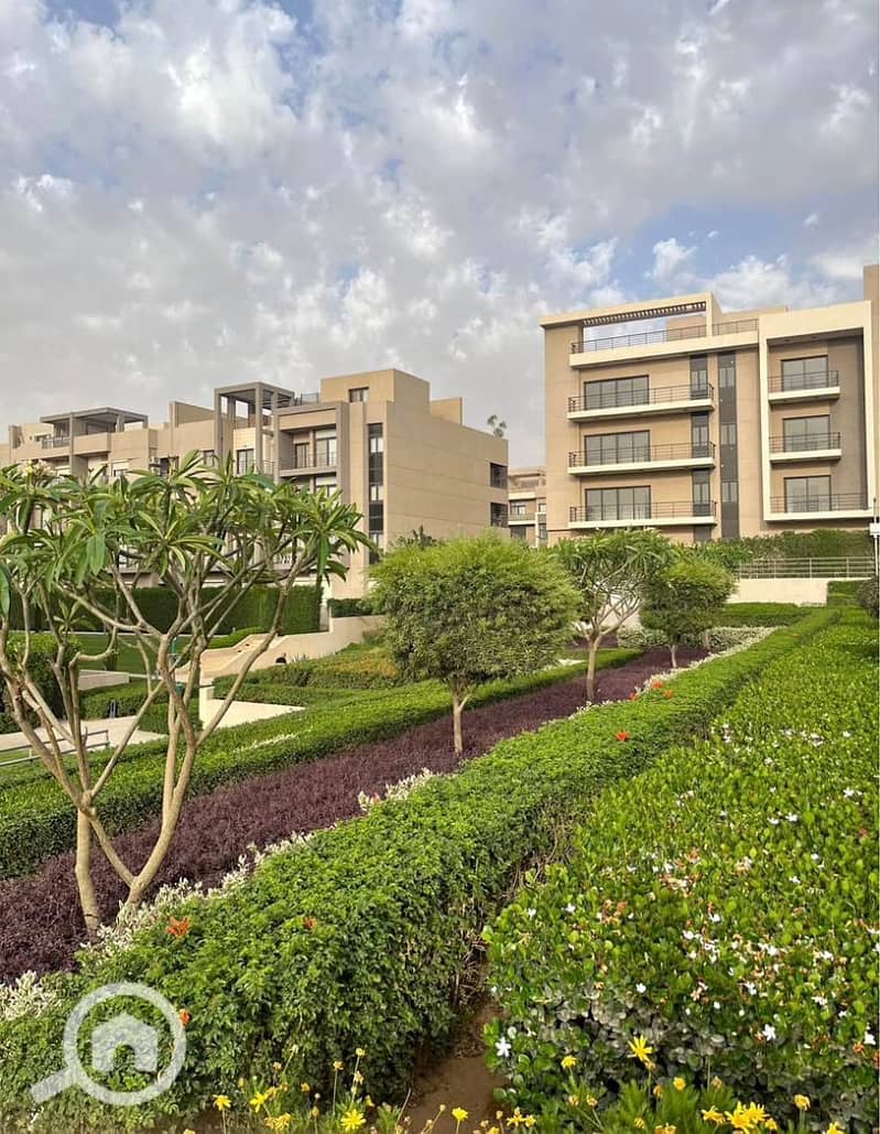 2 5d978cb3-6f5e-40b9-b741-a4ad3cfbc72f. jpg