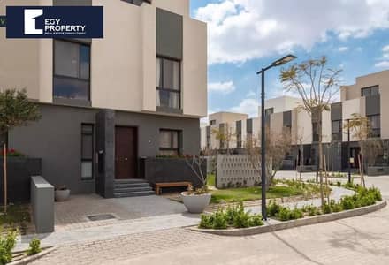 4 Bedroom Villa for Sale in Shorouk City, Cairo - c076de54-2444-4c9d-aa38-663fccd2b44a. jpg