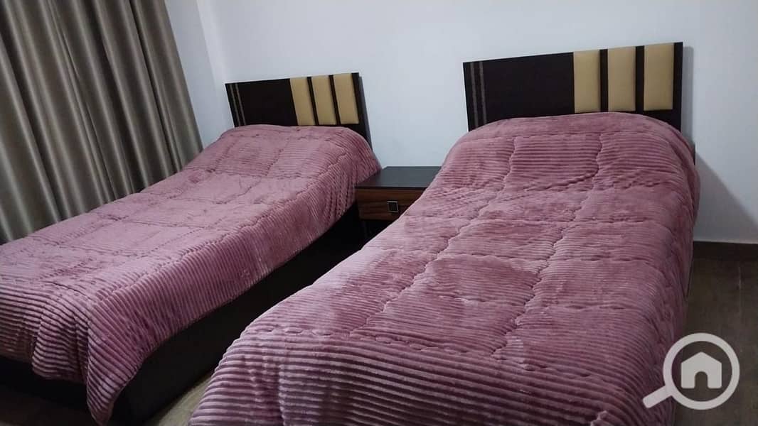 4 28f58c5e-3272-4121-a01b-bb09a30953a7. jpeg