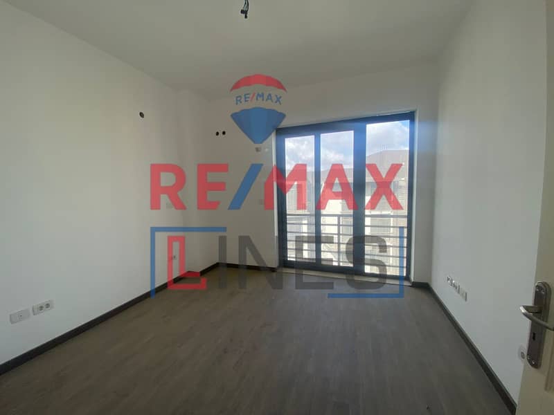 4 WhatsApp Image 2025-10-23 at 13.28. 29. jpeg