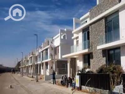 3 Bedroom Penthouse for Sale in Mostakbal City, Cairo - download (1). jfif. jpg