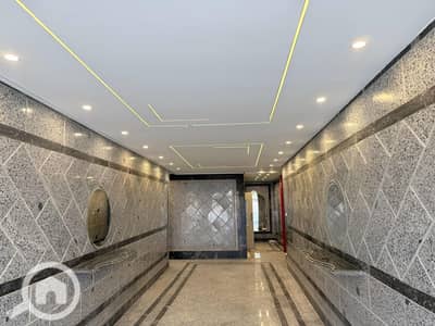 3 Bedroom Flat for Sale in Nasr City, Cairo - 60bfb6aa-f038-47fd-9b61-f934e1f45d3b. jpeg